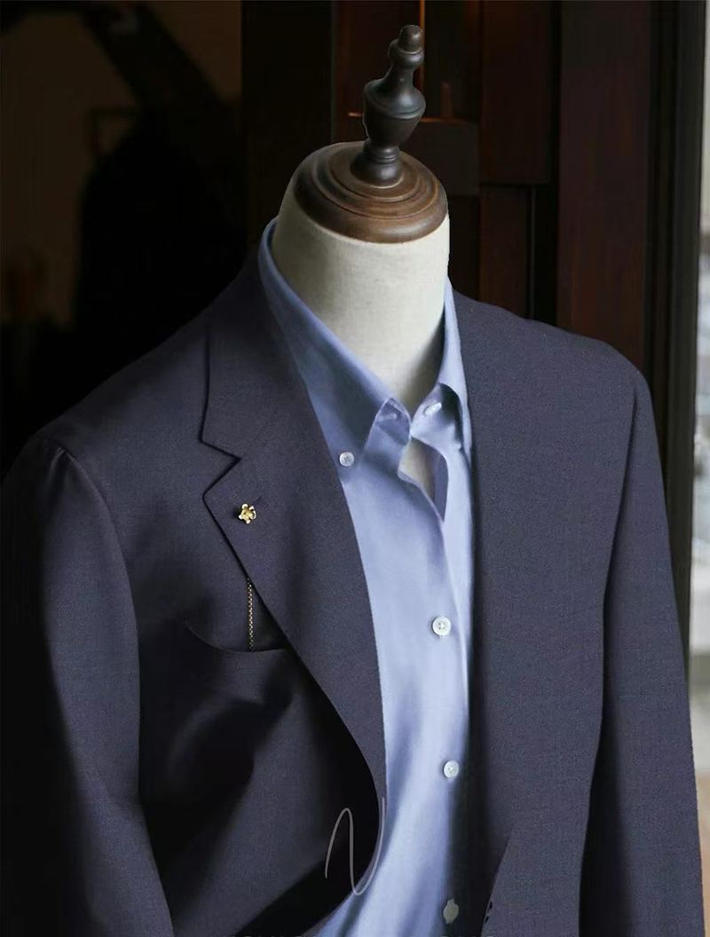 酒红色丝绒礼服西装